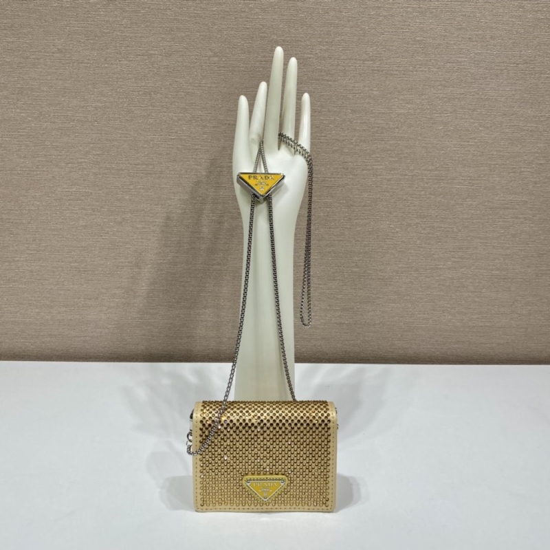 Pra*a waist chest packs